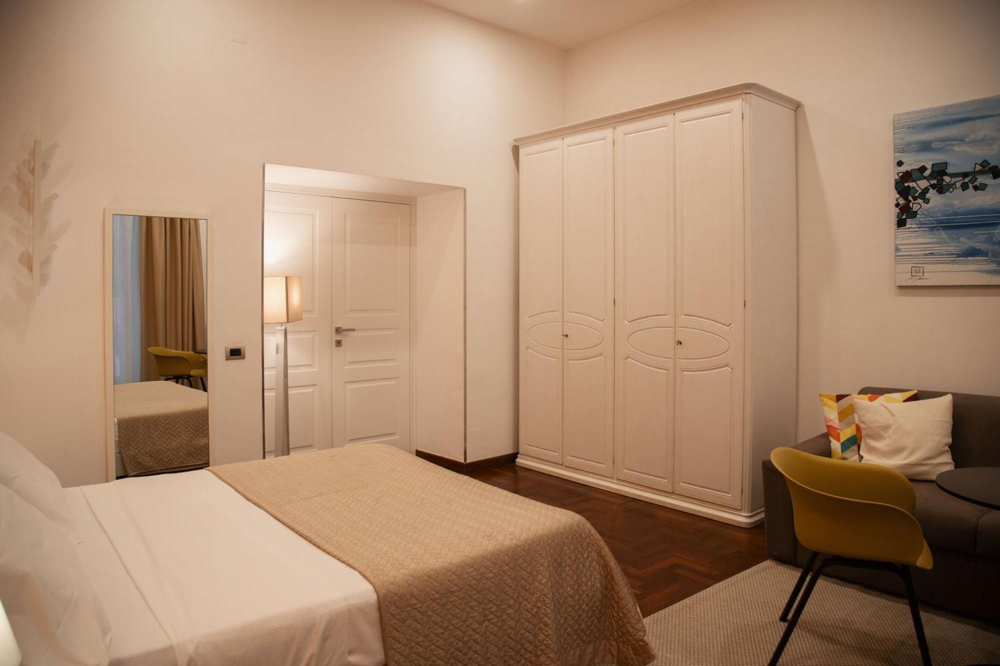 Apartmán Hello Chiaia Napoli By Progecta Srl Exteriér fotografie