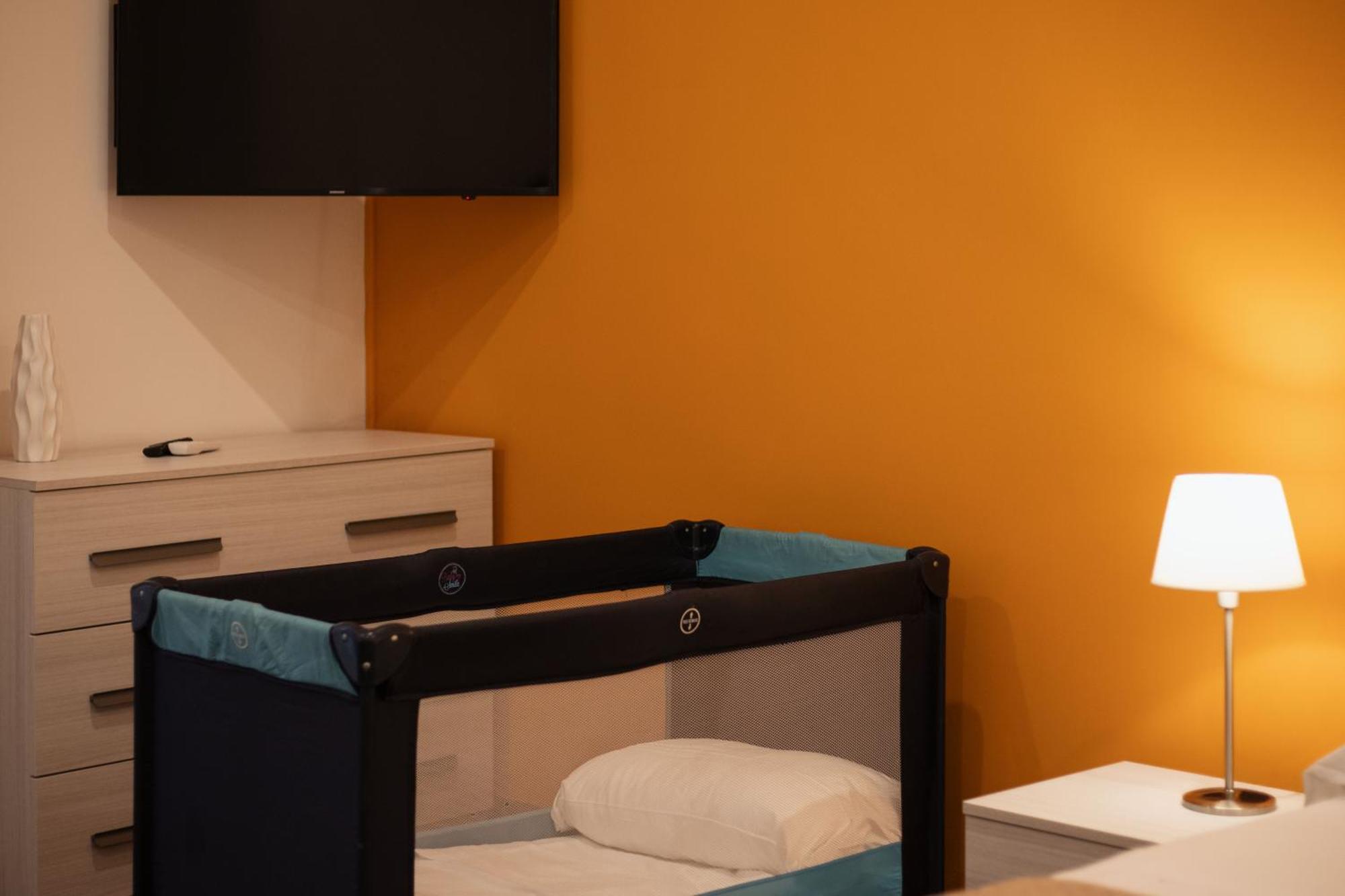 Apartmán Hello Chiaia Napoli By Progecta Srl Exteriér fotografie
